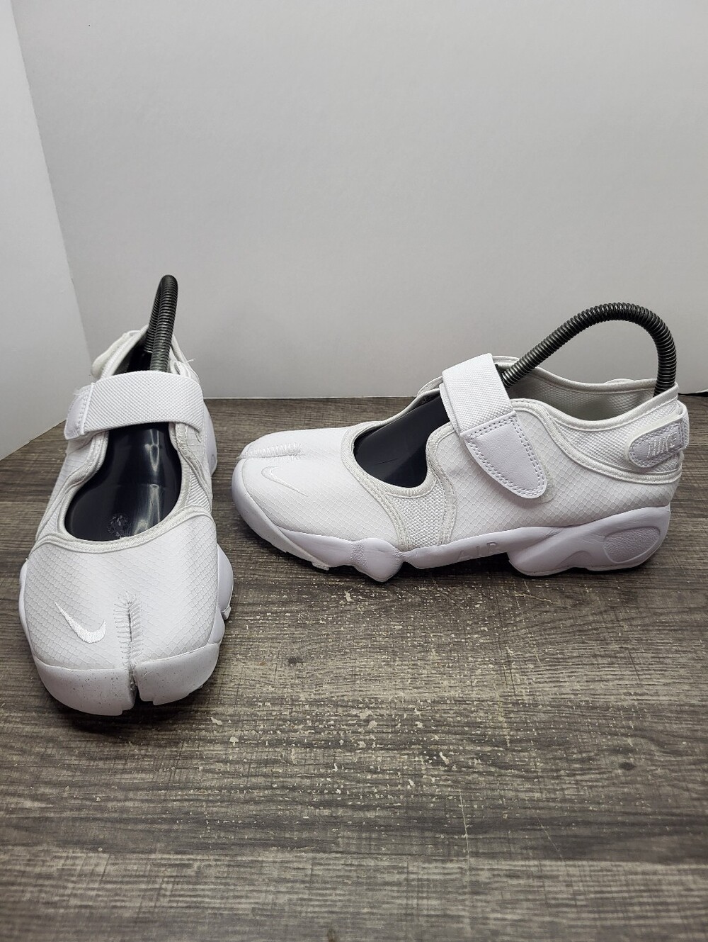 Nike Air Rift Breathe White Pure Platinum Women's Size 8 Shoes Sneakers